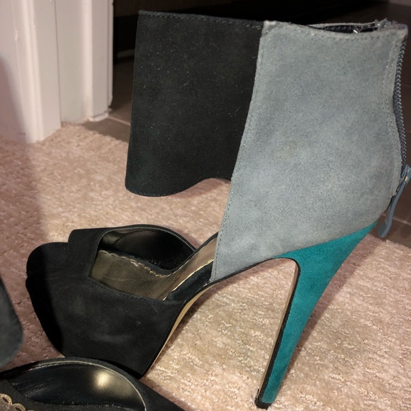 High platform Bebe heels - Picture 2 of 6